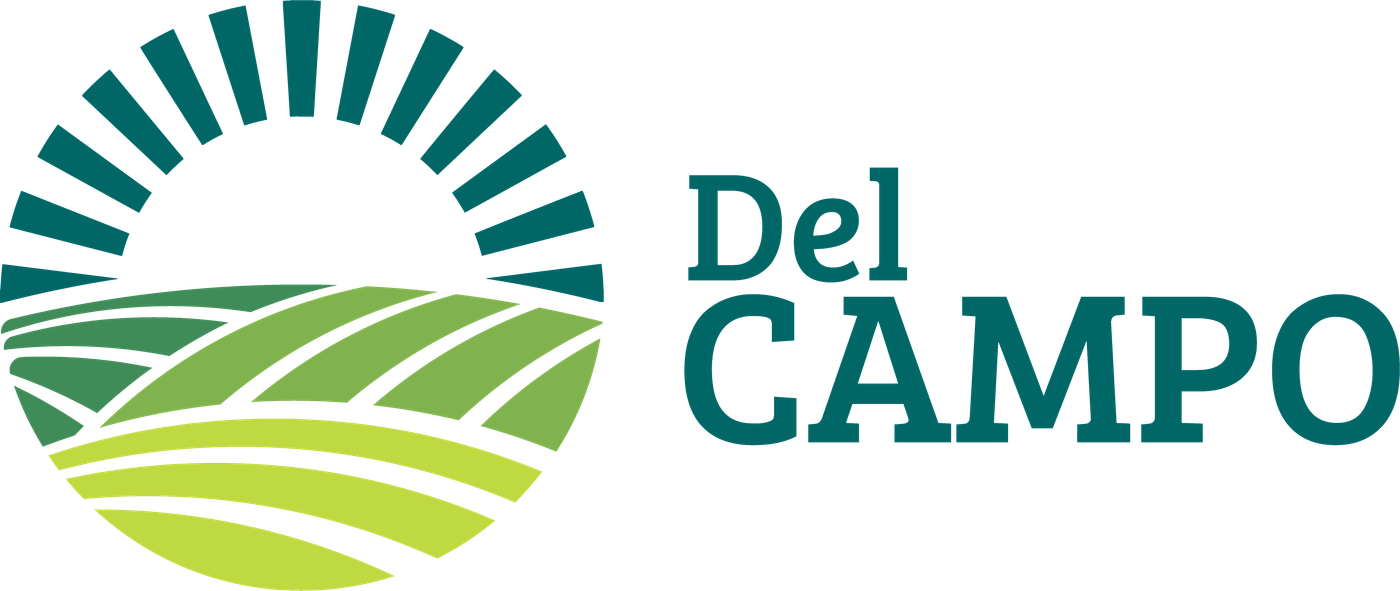 Logo de Del Campo: un sol sobre campos verdes
